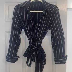 Long sleeve The Limited wrap around collared top